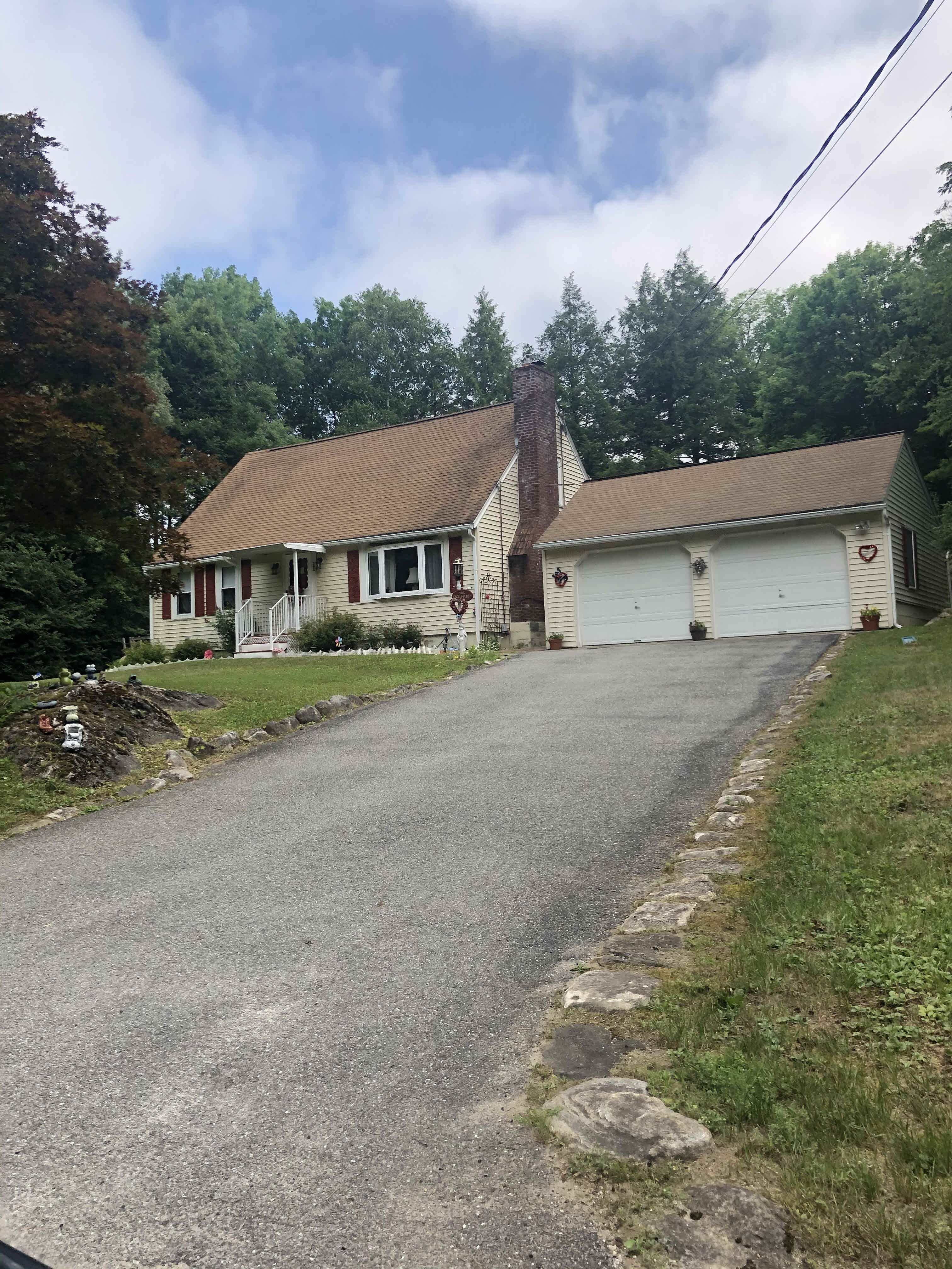 Building photograph for 55 WOODLAND DRIVE